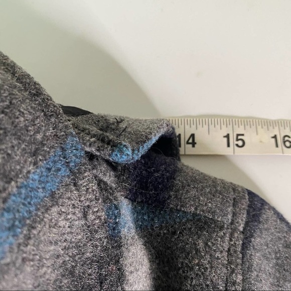 American Eagle wool plaid jacket coat sz medium Gray blue - Picture 11 of 11